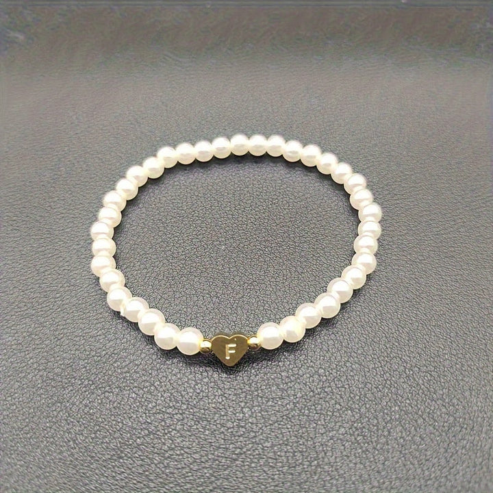 Elegancka Bransoletka z Inicjałami w Kształcie Serca A-Z
