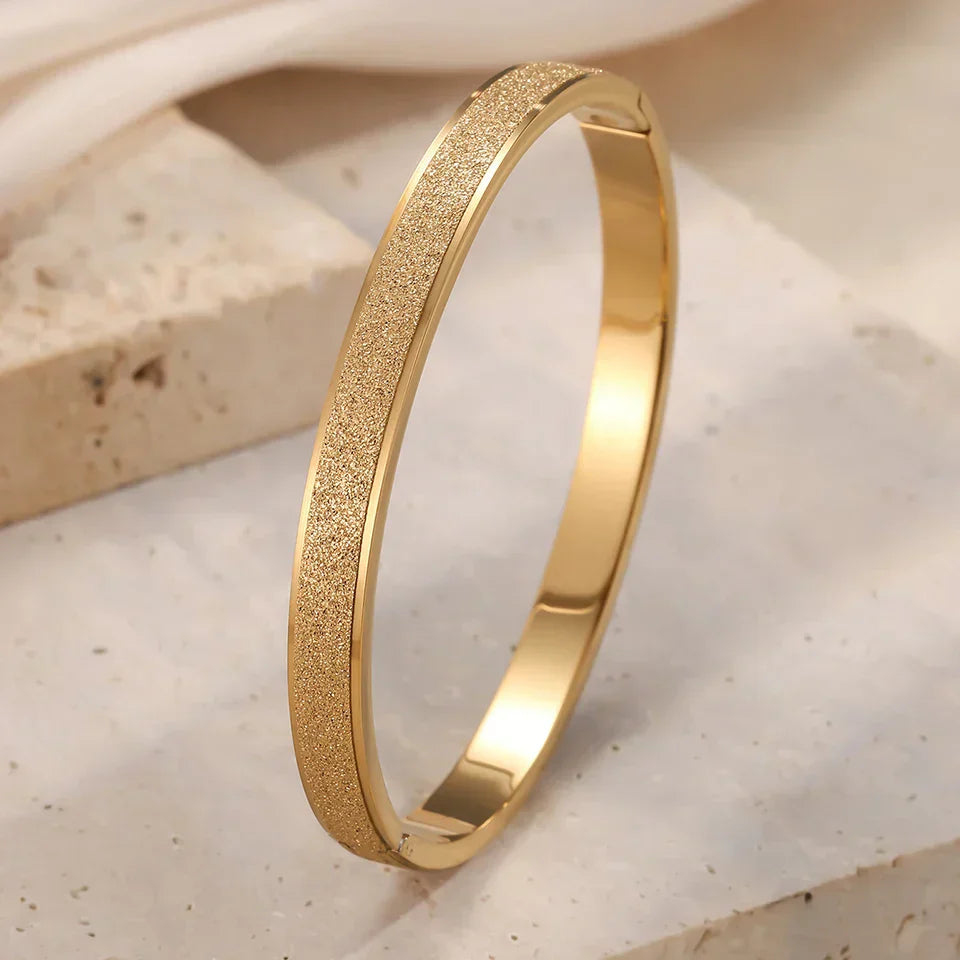 Eleganckie Minimalistyczne W kolorze złota Bransoletki