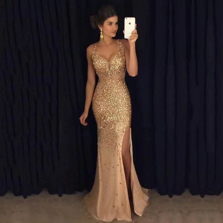 Olivia | Damska brokatowa sukienka wieczorowa maxi z dekoltem V i rozcięciem na nodze foto 1