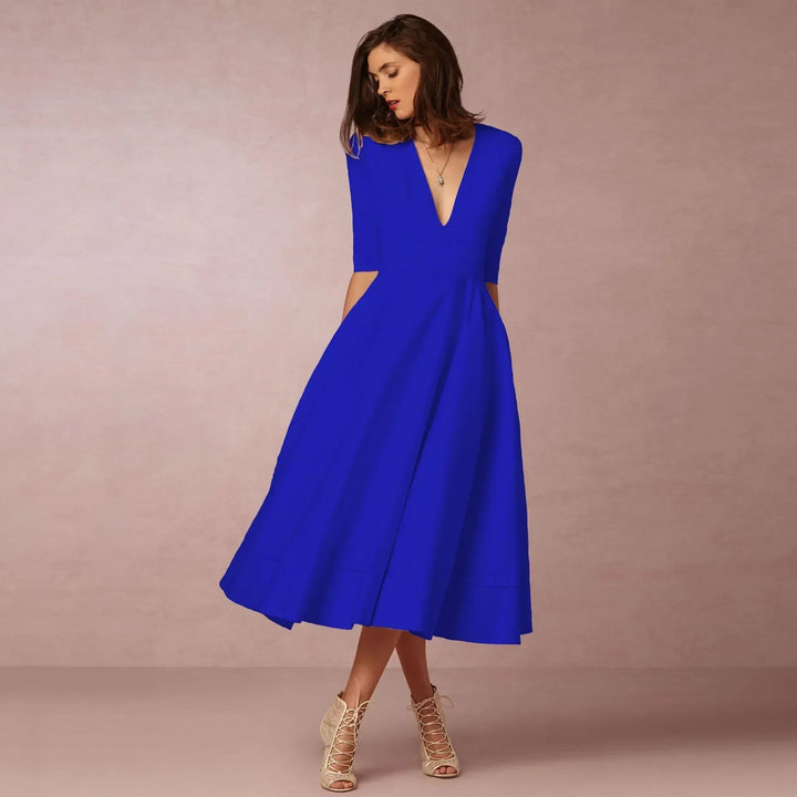 Damen Elegantes Fließendes Midi Kleid w kolorze Niebieski
