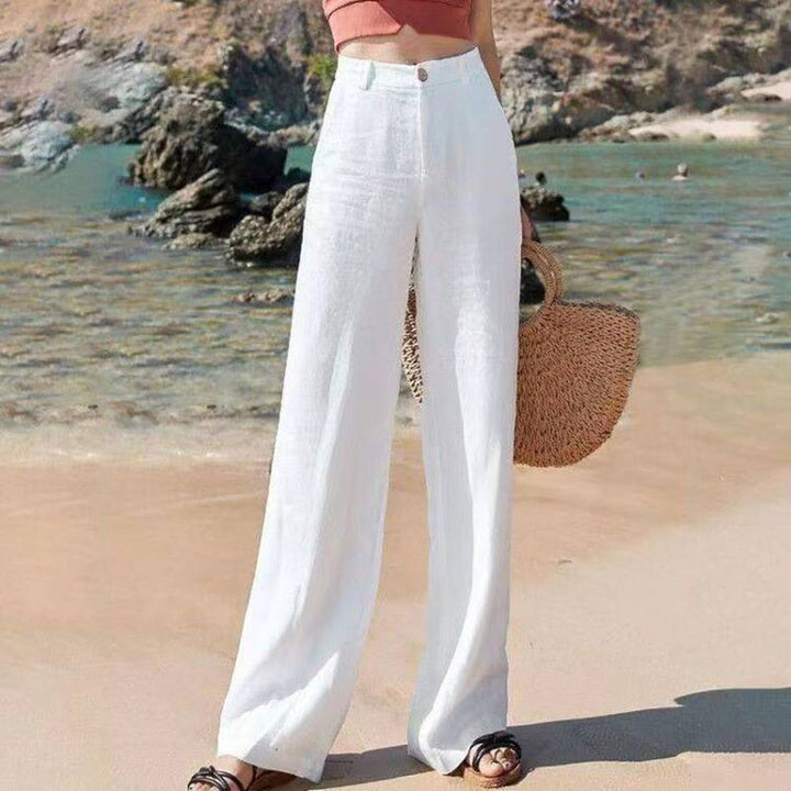 Damenhose | Klassische Hose mit weitem w kolorze Biały