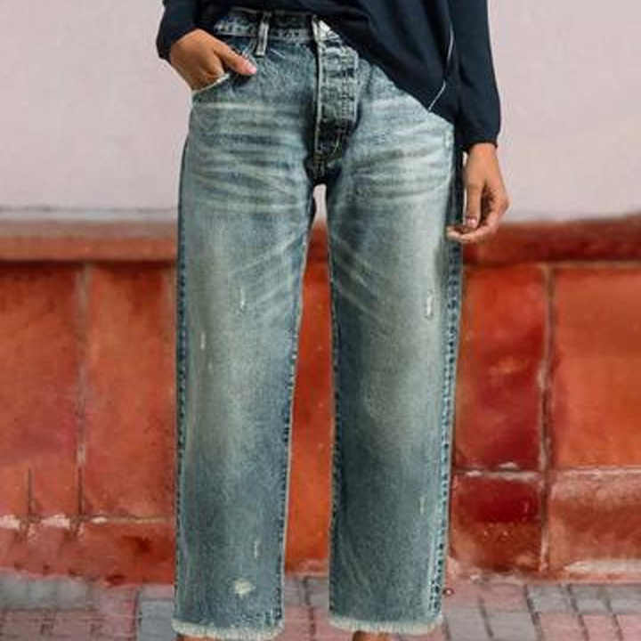Damskie krótkie jeansy w stylu retro w kolorze Mittelblau