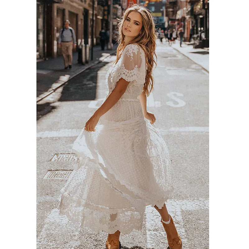 Elegantes Maxikleid mit V-Ausschnitt und (3)