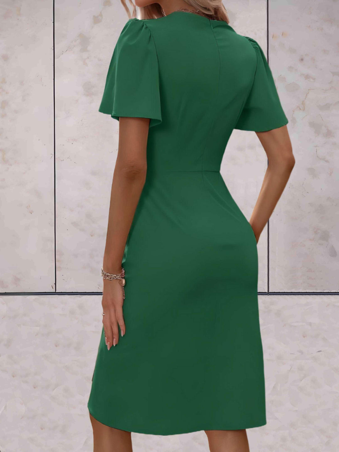 Wickelkleid mit V-Ausschnitt Wedding guest dress