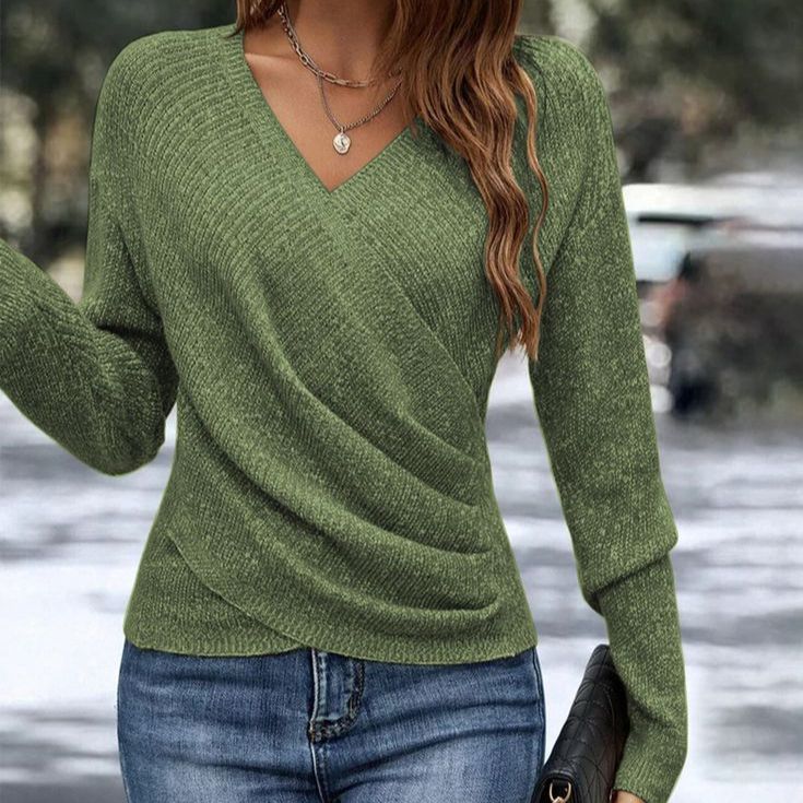 Wygodny V-dekolt pullover w kolorze Zielony